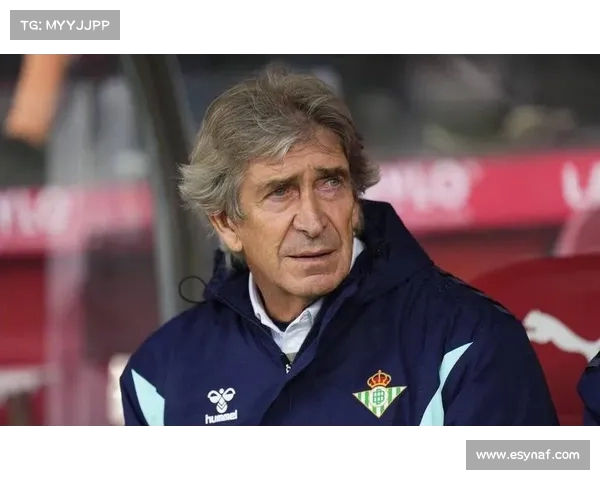 皇家贝蒂斯女足历史性夺得西甲联赛冠军捧回队史首座联赛奖杯 皇家贝蒂斯女足历史性夺得西甲联赛冠军捧回队史首座联赛奖杯