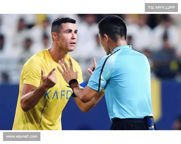 小组赛争议判罚频发推动裁判职业化培训刻不容缓